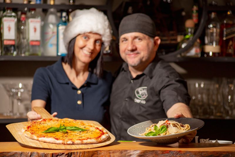 Apache Pizza plated dish